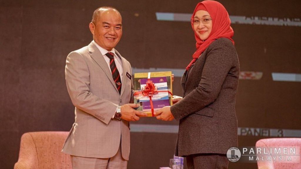 parlimen tuan sutekno ahmad belon