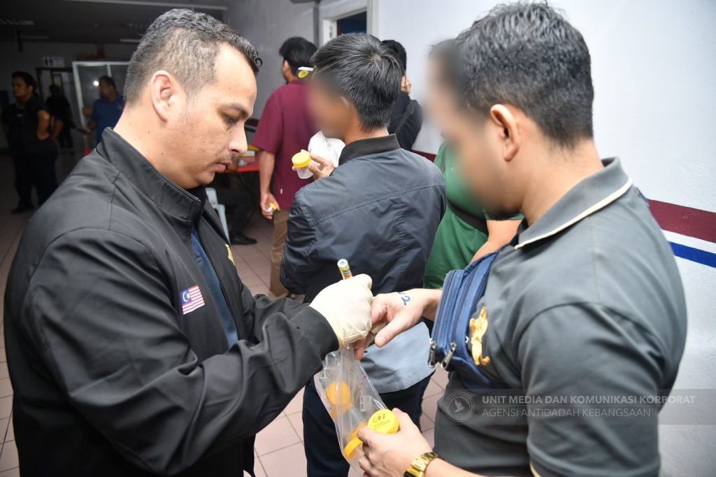 1,205 ditahan dalam Op Cegah Khas -5