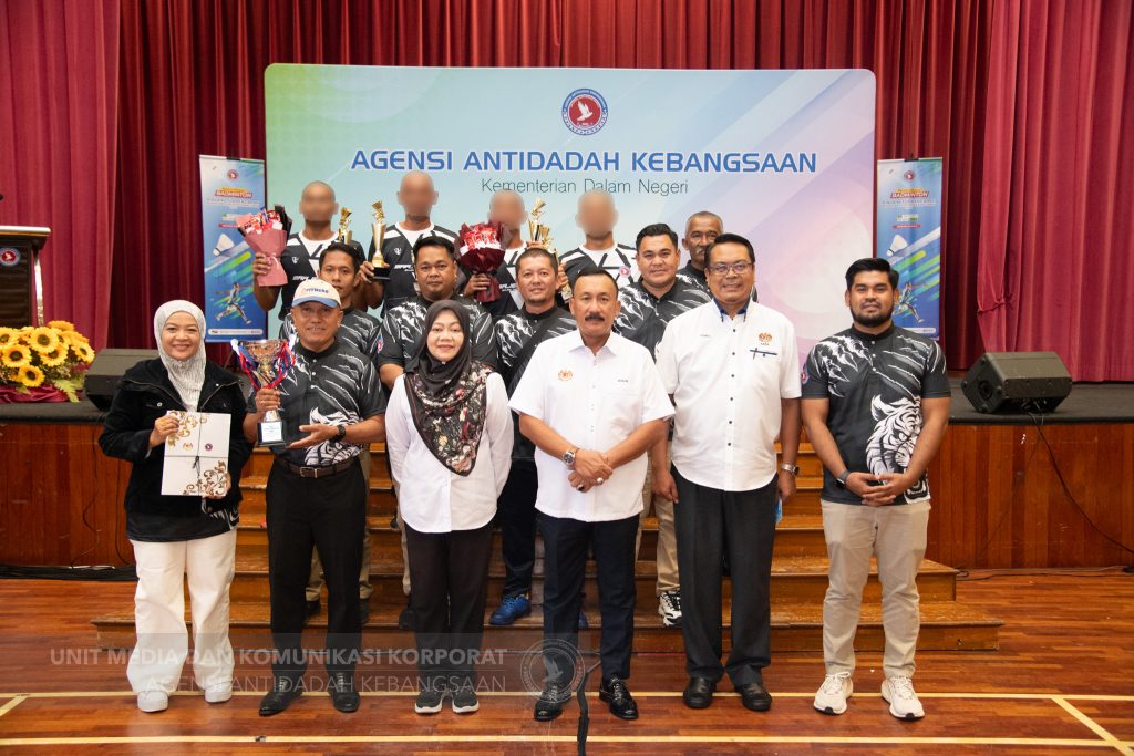 PUSPEN Besut Johan Pertandingan Badminton Klien Piala Ketua Pengarah AADK 2024 -5