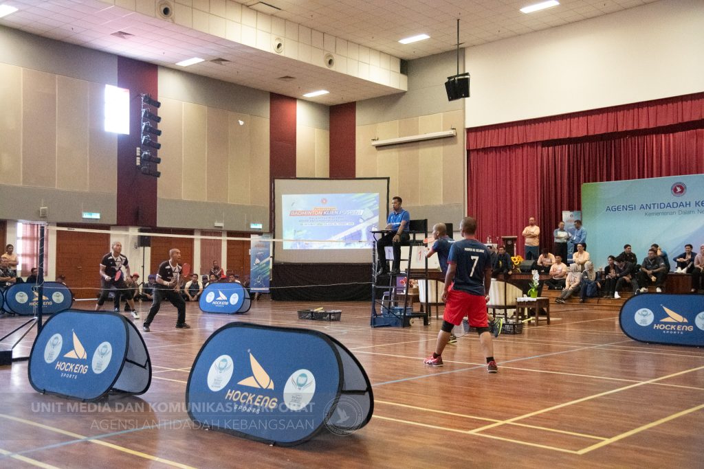 PUSPEN Besut Johan Pertandingan Badminton Klien Piala Ketua Pengarah AADK 2024 -2