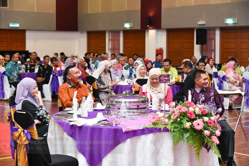 AADK rai 93 warga kerja AADK bersara -4