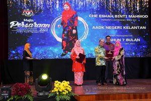 Pesara dan bakal pesara