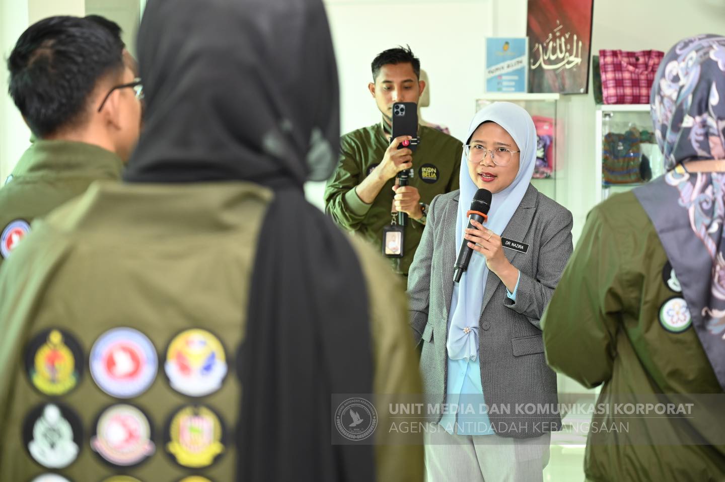 433468517_817089227124358_3453198182452641746_n_11zon