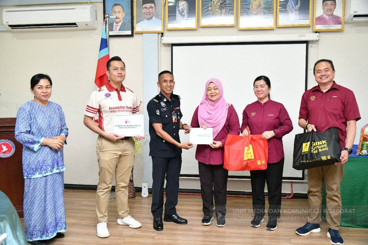 AADK Santuni Warga Kerja Bencana Alam di Sabah 7