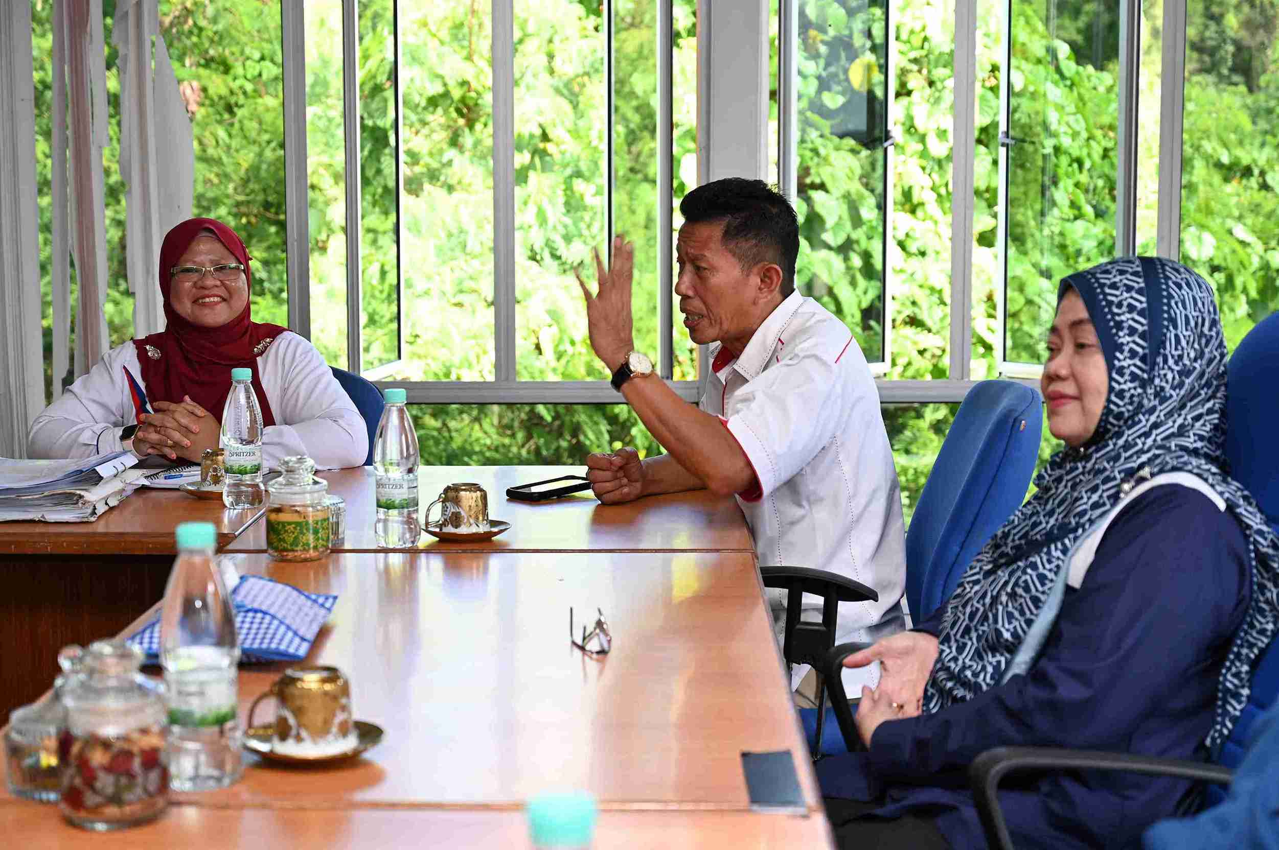 Biar Mereka, Kerja di Pejabat Yang Selesa, Kondusif