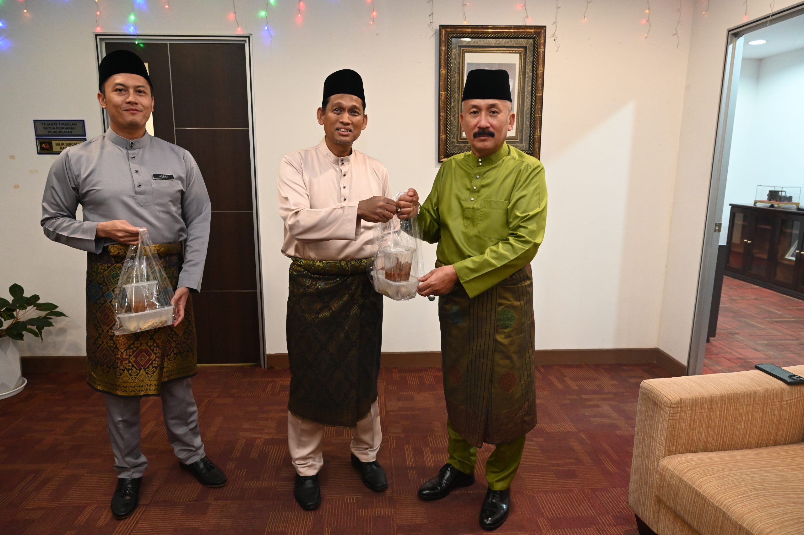 Agihan Ketupat dan Rendang Kelab AADK 3