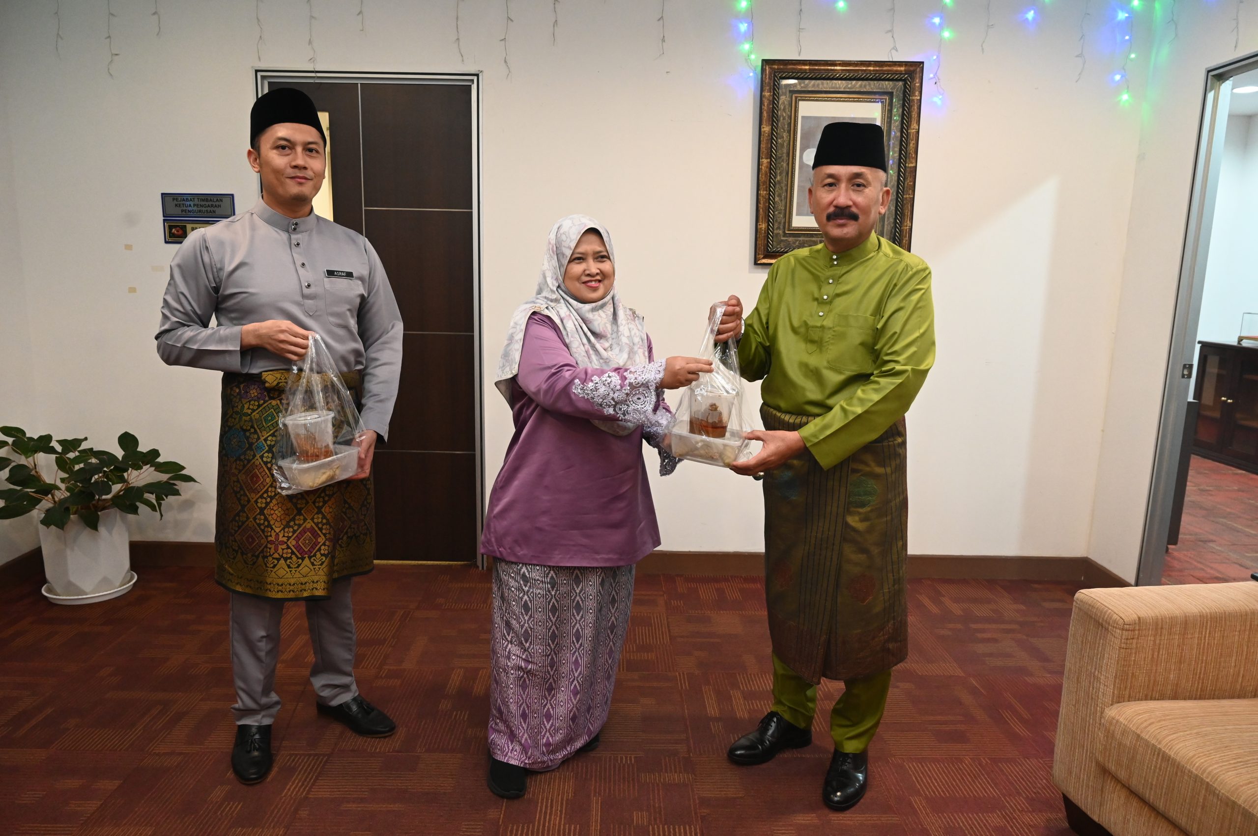 Agihan Ketupat dan Rendang Kelab AADK 4