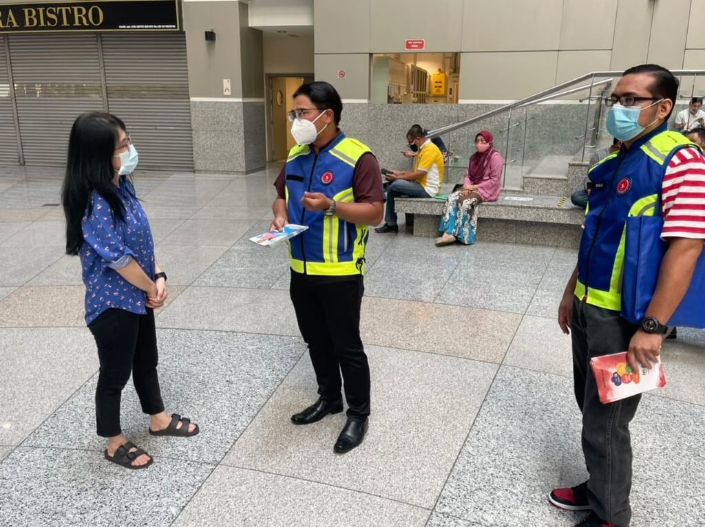 Omnipresence-And-Walking-Message_3