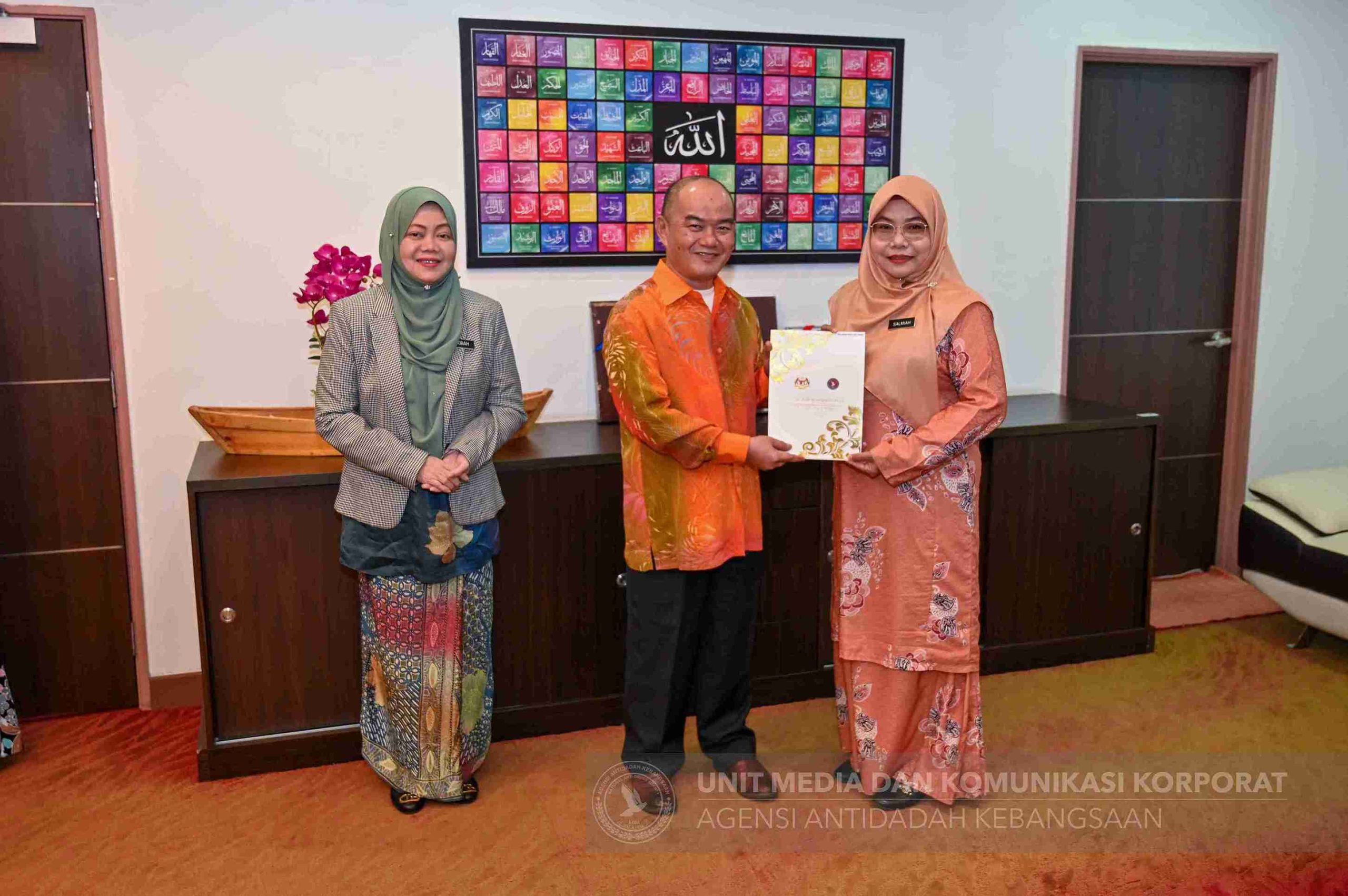 Tahniah dan Selamat Bertugas Kepada Sembilan Pegawai AADK