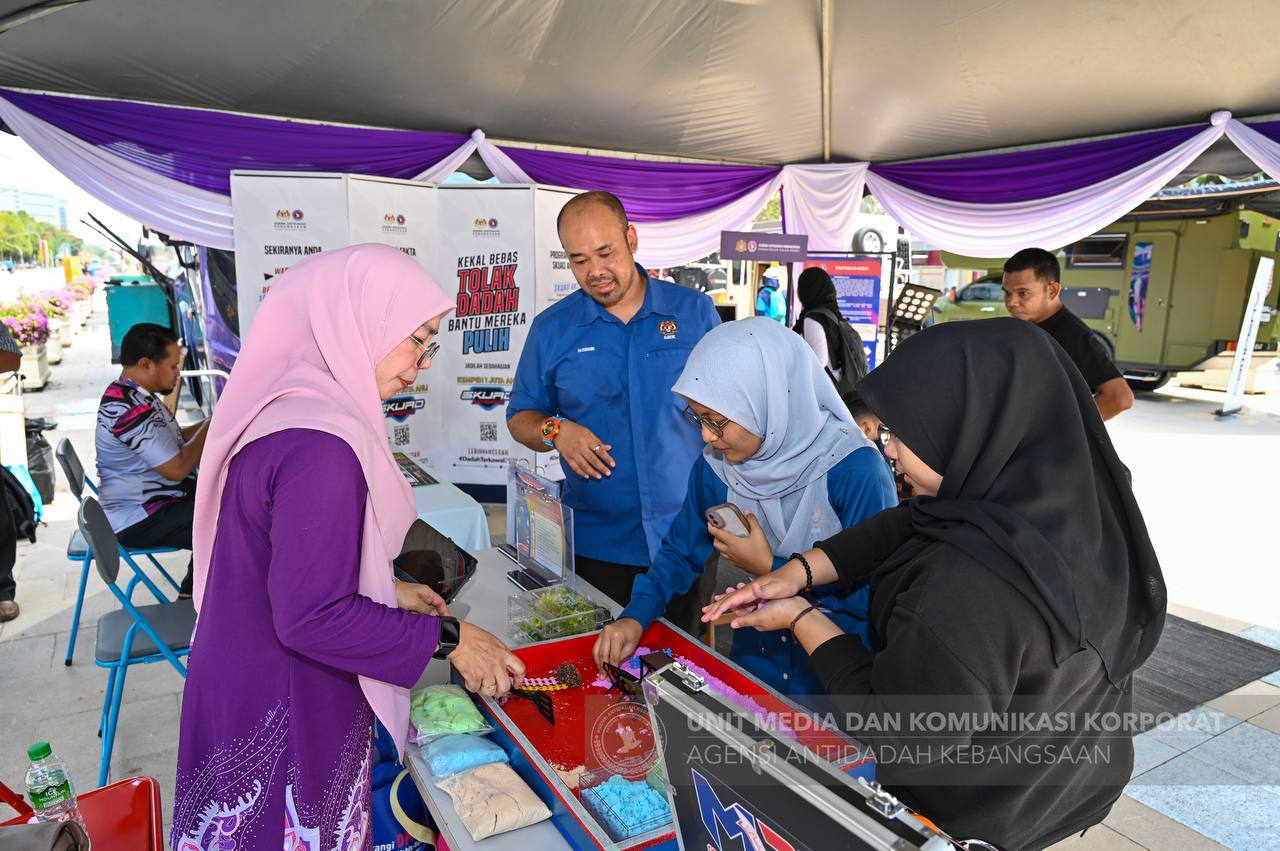 Jualan Produk SUKA di Reruai AADK